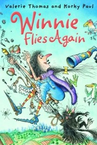 Книга Winnie Flies Again
